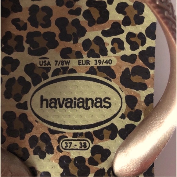Havaianas Leopard Print Flip Flops - Picture 6 of 9